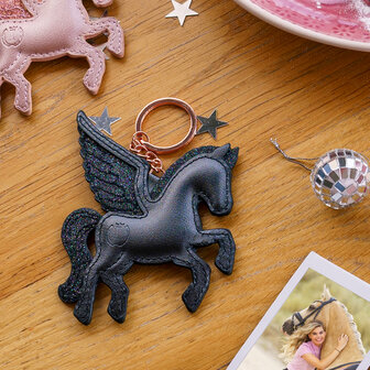 Imperial Riding sleutelhanger Key To My Horse zwart metallic