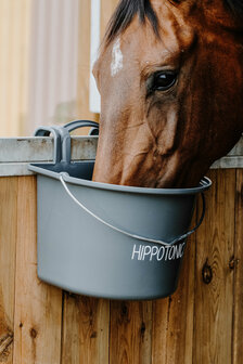 HippoTonic voerbak haken en handvat 14 liter