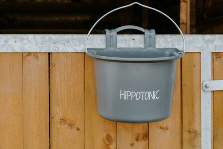 HippoTonic voerbak haken en handvat 14 liter