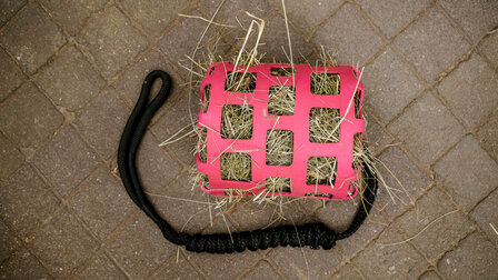 HippoTonic Slowfeeder Hooibal