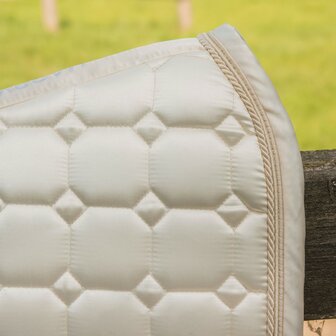 Harry&#039;s Horse Zadeldek EQS Ivory