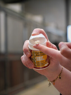 Kevin Bacon's honingzalf DermaProtek 50ml