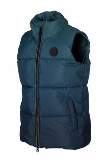 HKM dons bodywarmer Amina