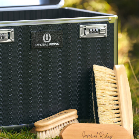 Imperial Riding Poetsbox Shiny