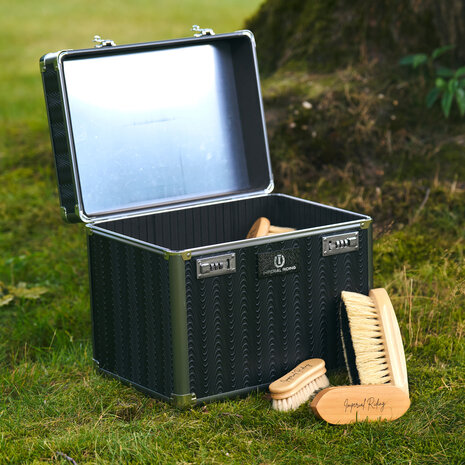 Imperial Riding Poetsbox Shiny