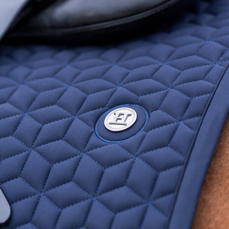 HV Polo zadeldek Essential dressuur