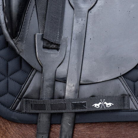 HV Polo zadeldek Essential dressuur