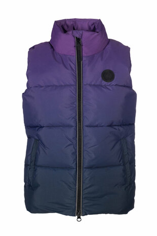 HKM dons bodywarmer Amina