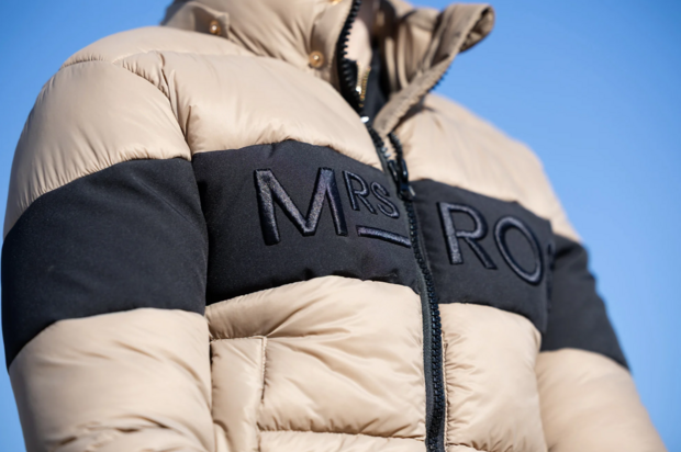 Mrs. Ros jas Outland Dark Beige